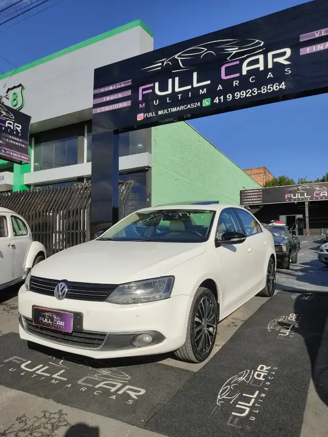Carro Volkswagen Jetta 2013 2.0 TSI Highline DSG
