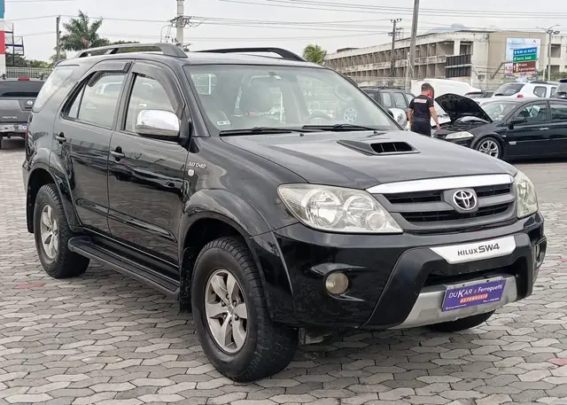 Carro Toyota Hilux SW4 2008 SRV 4x4 3.0 Turbo  (aut)