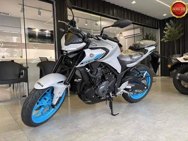 Moto Yamaha MT-03 2025 ABS