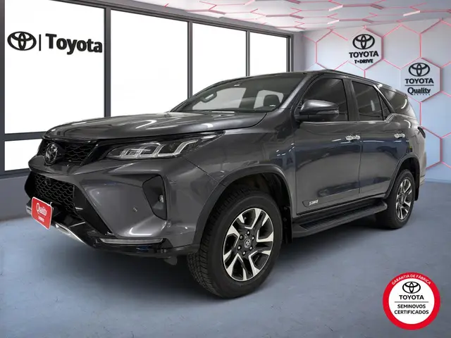 Carro Toyota SW4 2022 Diamond  2.8 turbodiesel 7L 4x4 (Aut)