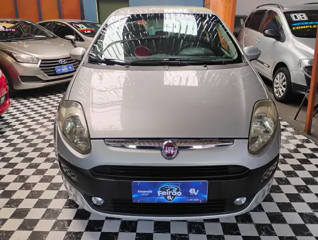 Carro Fiat Punto 2013 Attractive 1.4 (Flex)