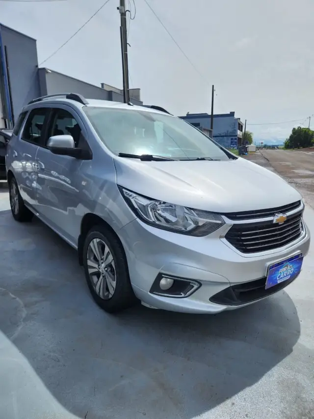 Carro Chevrolet Spin 2020 Premier 7S 1.8 (Flex)
