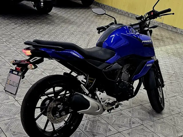 Moto Yamaha Fazer FZ15 2024 ABS