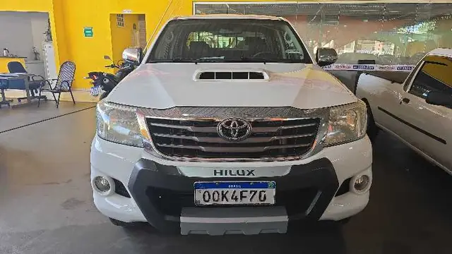 Carro Toyota Hilux Cabine Dupla 2015 Hilux 3.0 TDI 4x4 CD SRV (Aut)
