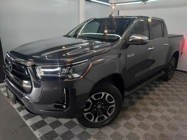 Carro Toyota Hilux Cabine Dupla 2024 SRX 4x4 2.8 Diesel