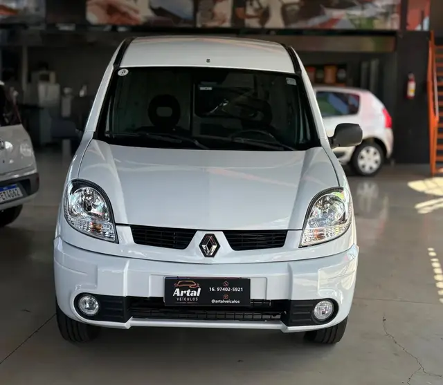 Carro Renault Kangoo 2010 Authentique 1.6 16V (flex)