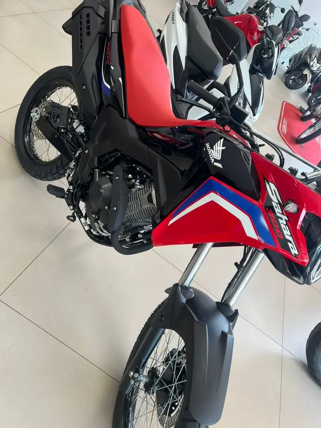 Moto Honda XRE Sahara 300 2026 Rally