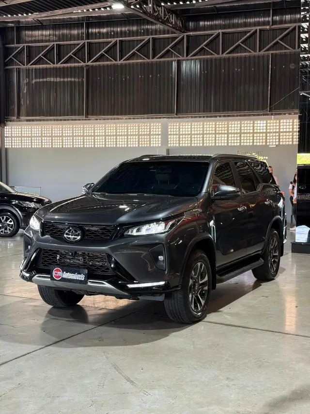 Carro Toyota SW4 2024 Diamond  2.8 Turbodiesel 4x4 (Aut.)