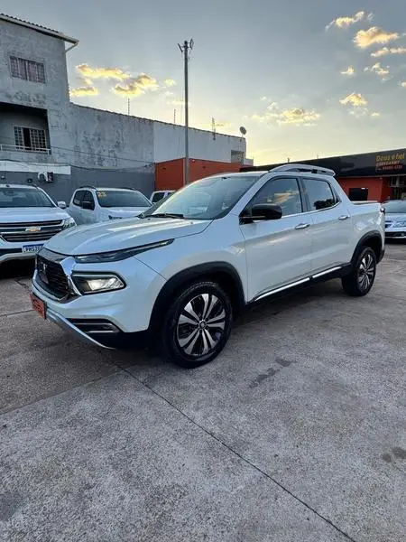 Carro Fiat Toro 2024 Volcano 2.0