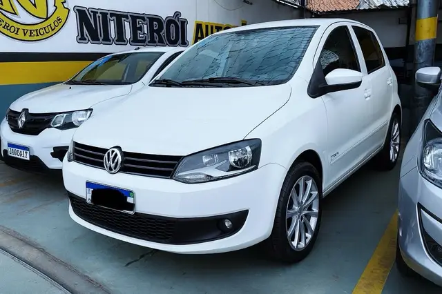 Carro Volkswagen Fox 2012 1.6 VHT (Flex)