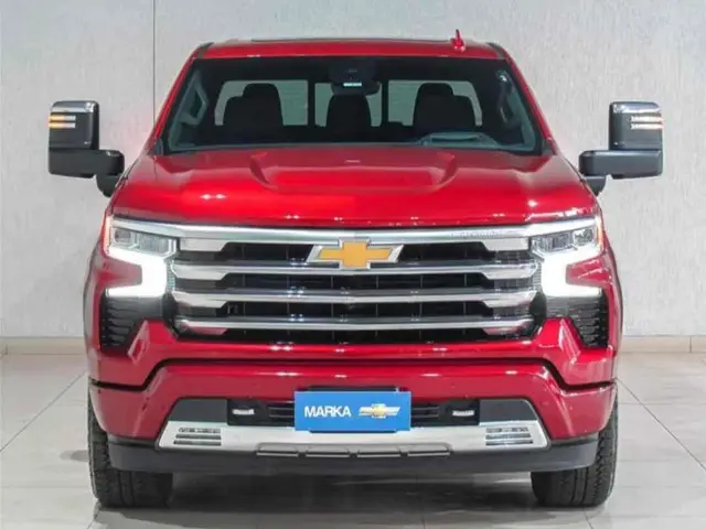 Carro Chevrolet Silverado 2024 High Country 5.3