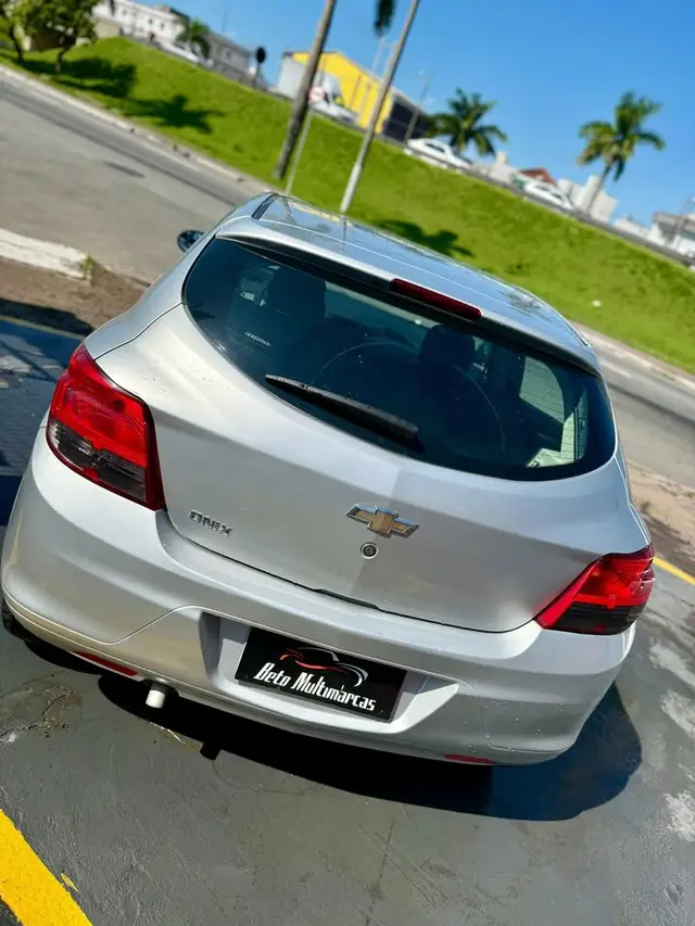 Carro Chevrolet Onix 2019 1.0 Joy SPE/4