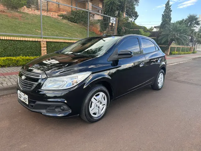 Carro Chevrolet Onix 2013 1.0 LT SPE/4