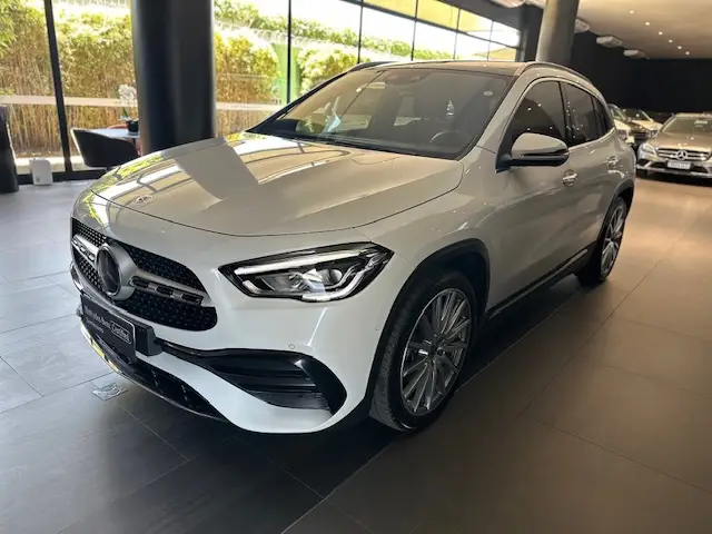 Carro Mercedes-Benz GLA 200 2023 AMG Line 1.3 Turbo (Aut)