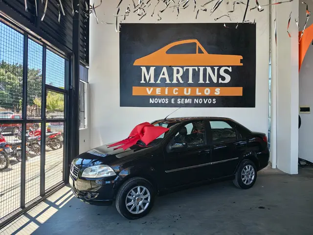 Carro Fiat Siena 2011 Celebration Fire 1.0 8V (Flex)