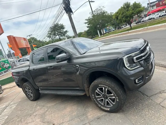 Carro Ford Ranger Cabine Dupla 2024 XLT 3.0