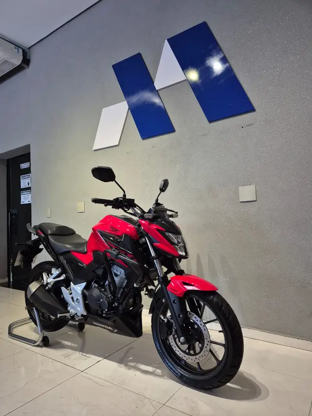 Moto Honda CB 300F Twister 2023 (ABS)