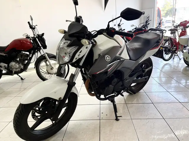 Moto Yamaha YS 250 Fazer 2017 Blueflex