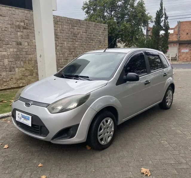 Carro Ford Fiesta Hatch 2011 1.6 (Flex)