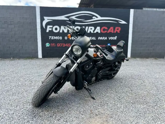 Moto Harley-Davidson V Rod Custom 2011 Night Rod Special