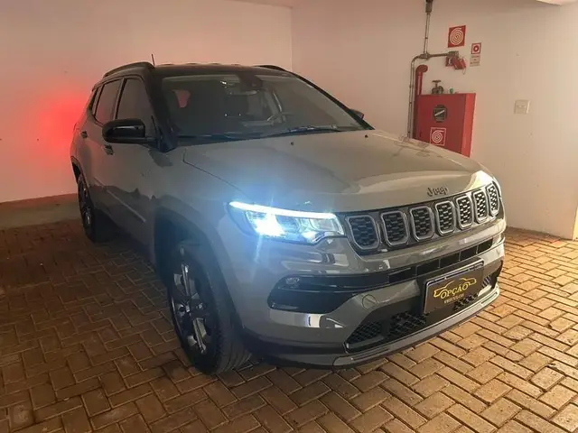 Carro Jeep Compass 2025 Longitude Night Eagle 1.3 (Aut) (Flex)