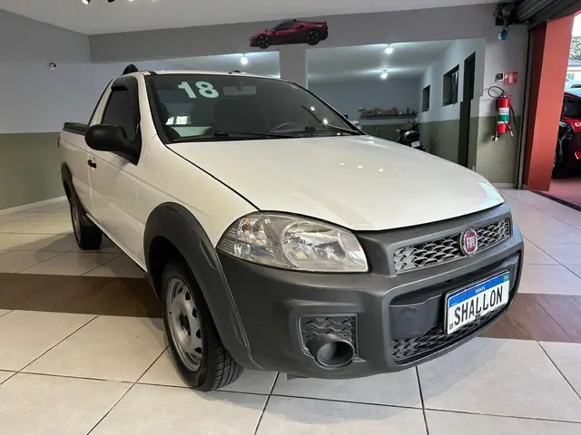 Carro Fiat Strada 2018 Working 1.4 (Flex)