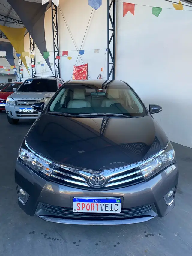 Carro Toyota Corolla 2016 1.8 GLi (Aut.)