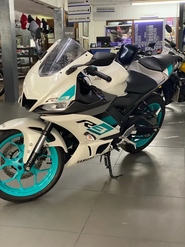 Moto Yamaha YZF R3 2025 ABS
