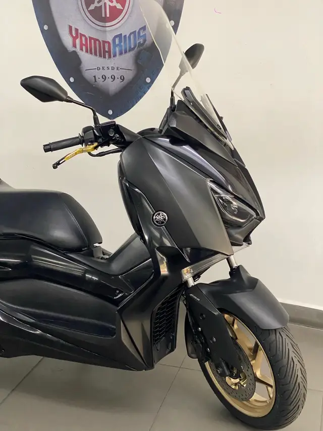 Moto Yamaha XMax 2021 250 (ABS)