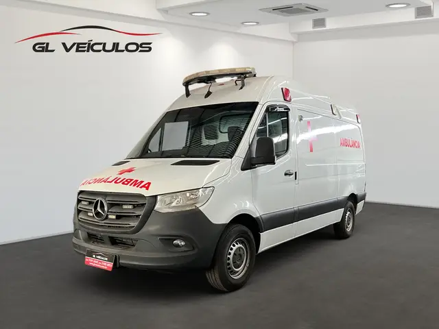 Carro Mercedes-Benz Sprinter 2021 416 Furgão E.L. T. A. 2.2 Dies.