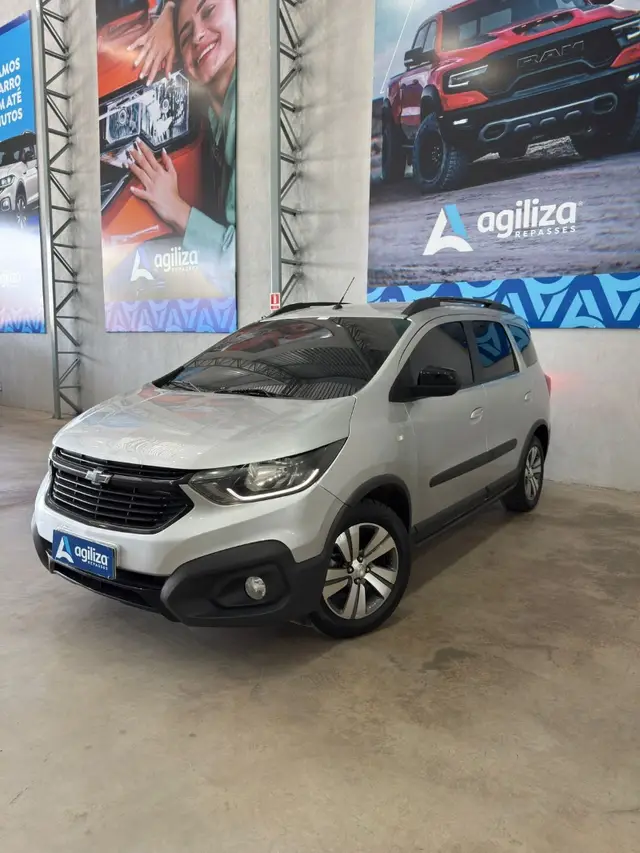 Carro Chevrolet Spin 2022 Activ 7S 1.8 (Flex) (Aut)