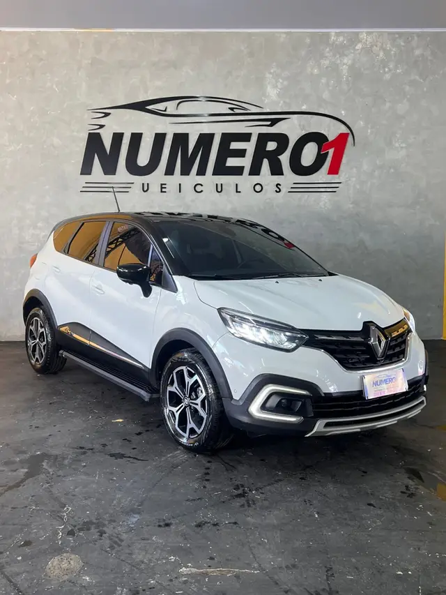 Carro Renault Captur 2023 Iconic 1.3 TB 16V Flex 5p Aut.