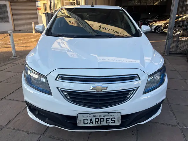 Carro Chevrolet Onix 2016 1.4 LT SPE/4