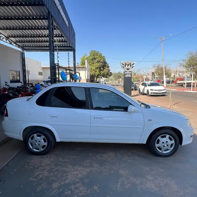 Carro Chevrolet Classic 2012 LS VHC E 1.0 (Flex)