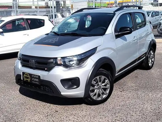 Carro Fiat Mobi 2024 Trekking 1.0