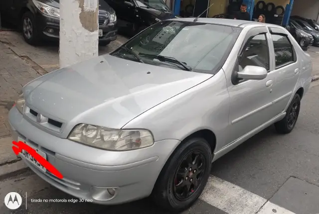 Carro Fiat Siena 2003 1.0 MPi (6 Marchas)