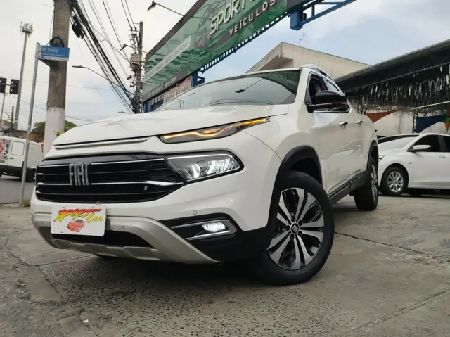 Carro Fiat Toro 2022 Volcano 2.0 TDI 4x4 (Aut)