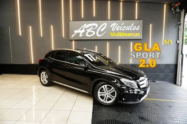 Carro Mercedes-Benz GLA 250  2017 GLA 250 Sport 4Matic