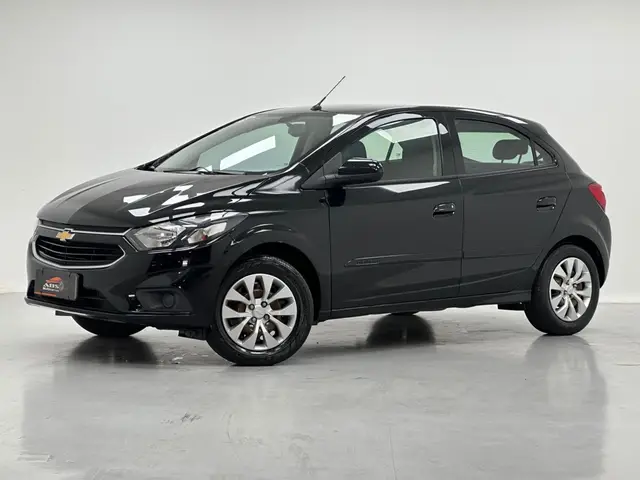 Carro Chevrolet Onix 2017 1.4 LT SPE/4 (Aut)