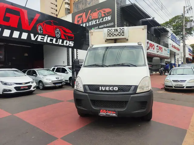 Carro Iveco Daily Chassi 2014 3.0 35S14 CS - 3450
