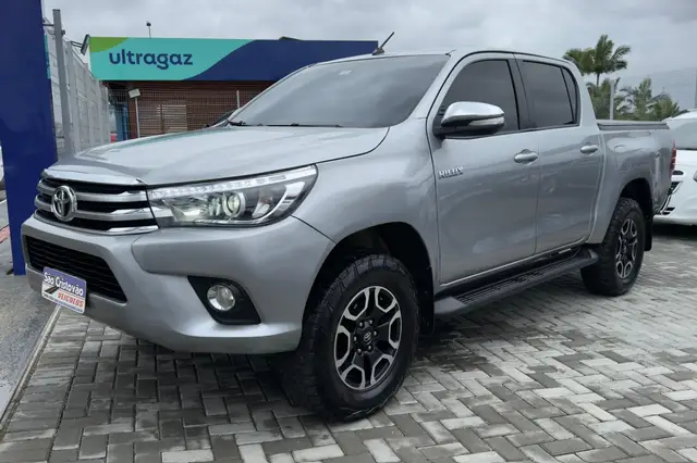 Carro Toyota Hilux Cabine Dupla 2017 Hilux 2.8 16v TDI SRV CD 4x4 (Aut)