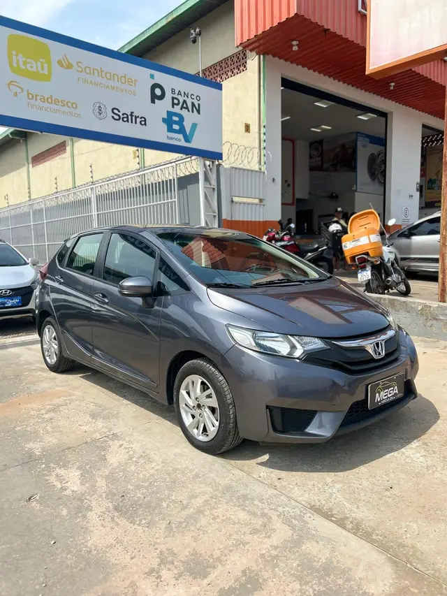 Carro Honda Fit 2016 1.5 16v LX CVT (Flex)