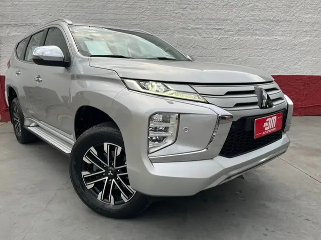 Carro Mitsubishi Pajero Sport 2022 2.4 DI-D HPE (Aut) 4x4