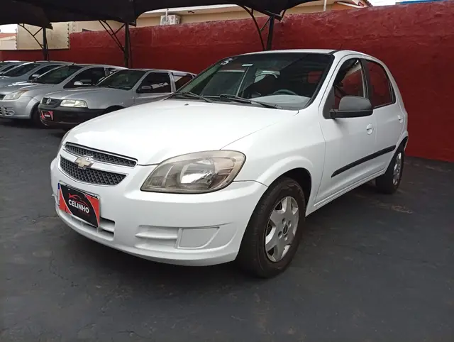 Carro Chevrolet Celta 2015 LT 1.0 (Flex)