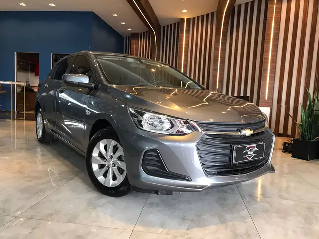 Carro Chevrolet Onix 2023 LT 1.0