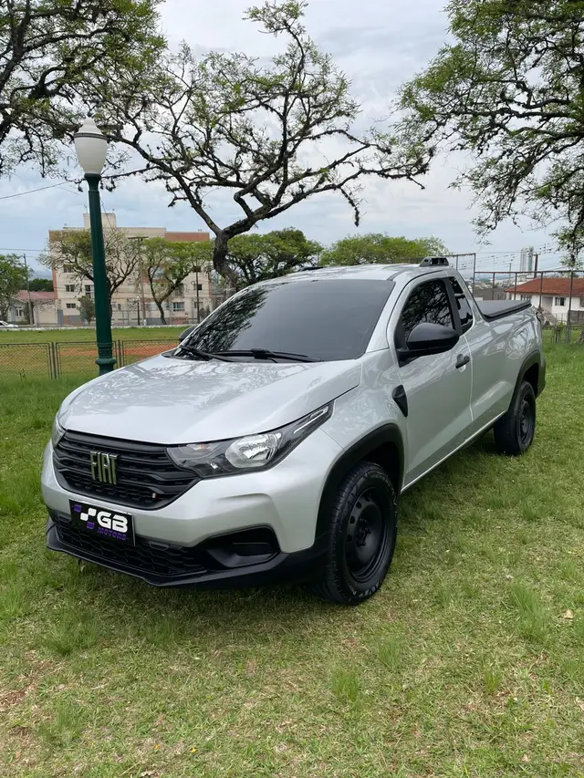 Carro Fiat Strada 2023 Endurance 1.4 Cabine Plus (Flex)