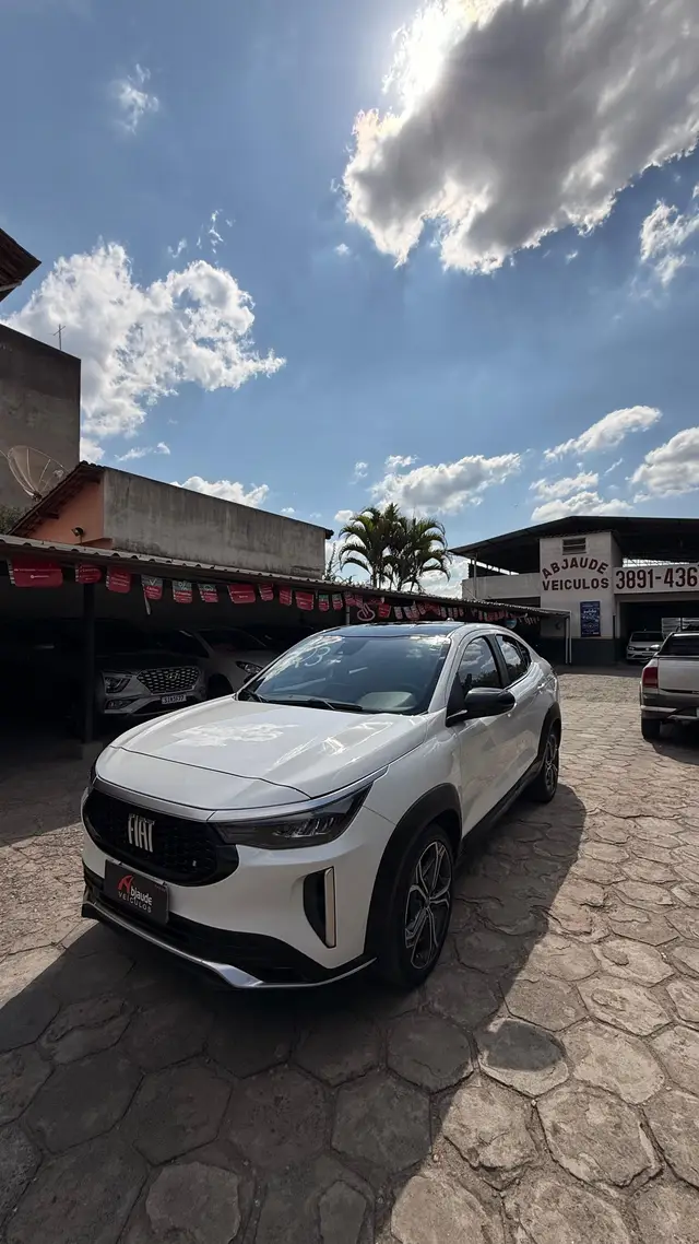 Carro Fiat Fastback 2023 Impetus Turbo 200 (Flex) (Aut)