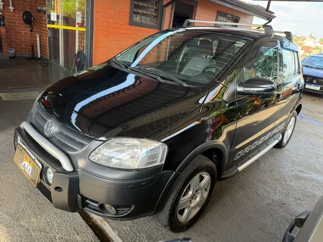 Carro Volkswagen CrossFox 2006 1.6 (Flex)