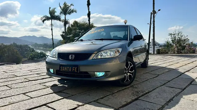 Carro Honda Civic 2006 Sedan LXL 1.7 16V (Aut)