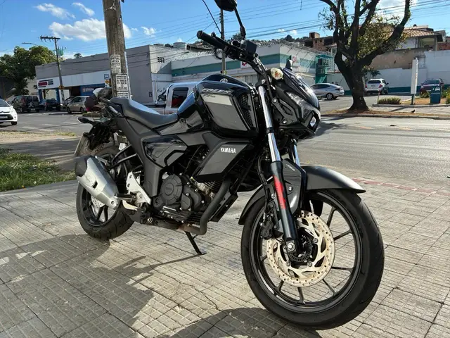 Moto Yamaha Fazer FZ15 2024 ABS